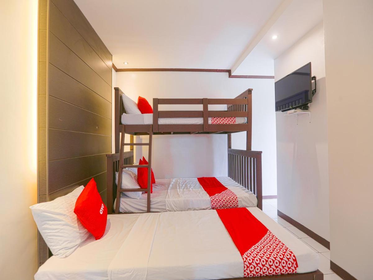 Oyo 759 Royal South Garden Suites Tagaytay City Eksteriør bilde