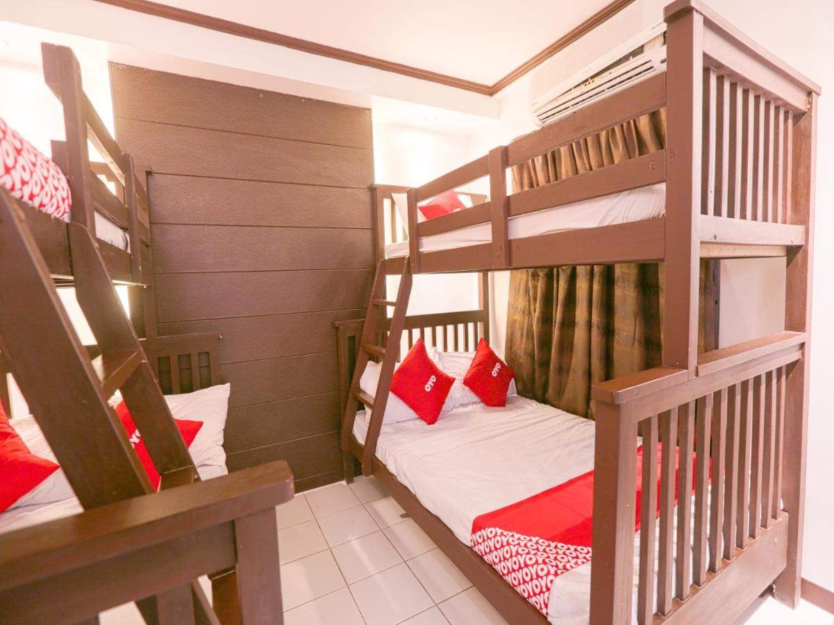Oyo 759 Royal South Garden Suites Tagaytay City Eksteriør bilde